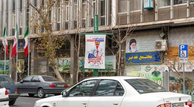 Prag lufte SHBA-Iran, shumë vende po iu kërkojnë qytetarëve të tyre largimin nga Teherani 